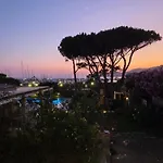 Villagi Villa *